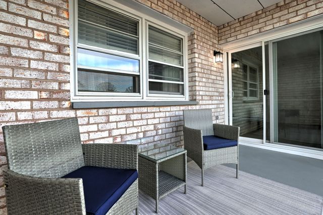 308 Meadowside Road APT 202, Milford, CT 06460