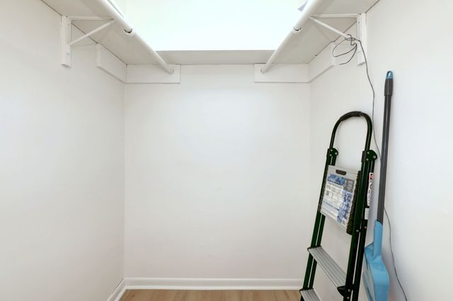 308 Meadowside Road APT 202, Milford, CT 06460