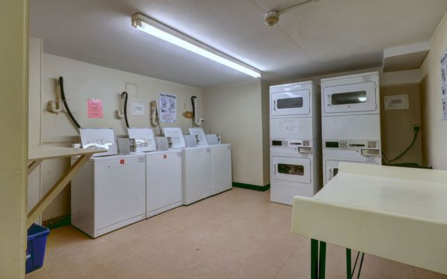 308 Meadowside Road APT 202, Milford, CT 06460