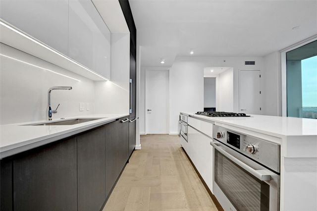 313 W 17th ST 2306, Austin, TX 78701