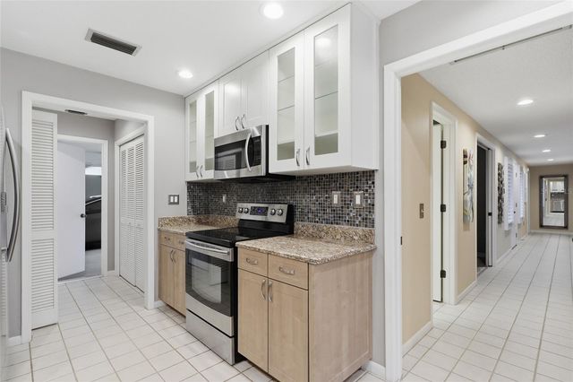 5434 KEMKERRY ROAD, Wesley Chapel, FL 33543