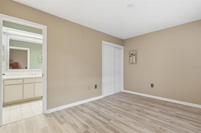 5434 KEMKERRY ROAD, Wesley Chapel, FL 33543