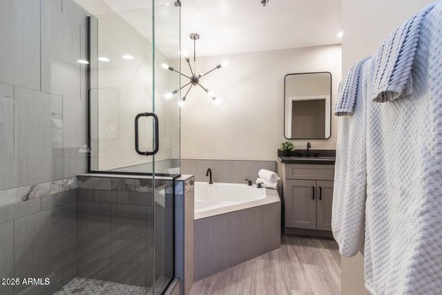 16 W ENCANTO Boulevard 110, Phoenix, AZ 85003