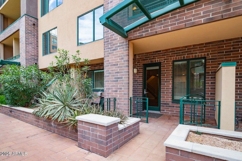 16 W ENCANTO Boulevard 110, Phoenix, AZ 85003