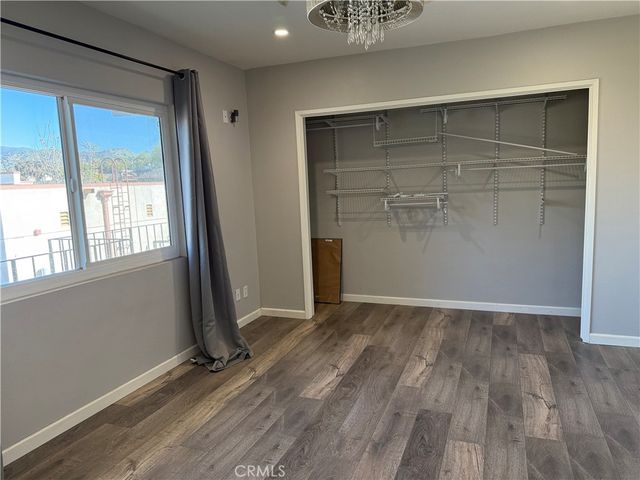 10749 New haven Street, Sun Valley, CA 91352