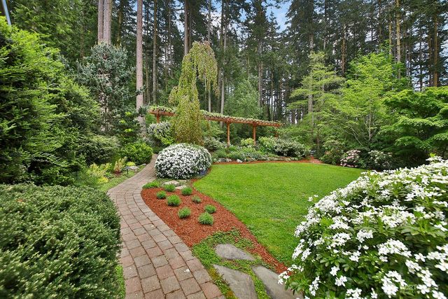 1899 Beverly Beach Road, Freeland, WA 98249