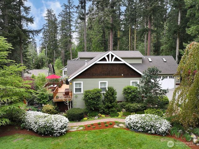 1899 Beverly Beach Road, Freeland, WA 98249