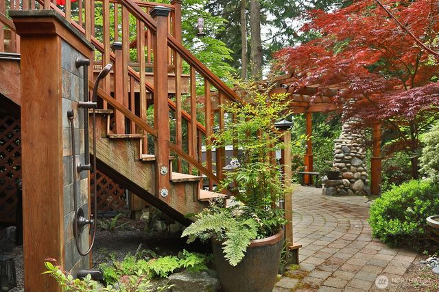 1899 Beverly Beach Road, Freeland, WA 98249