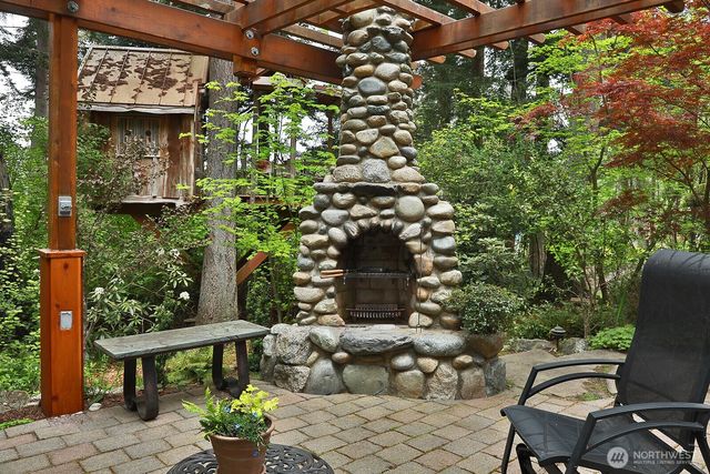 1899 Beverly Beach Road, Freeland, WA 98249