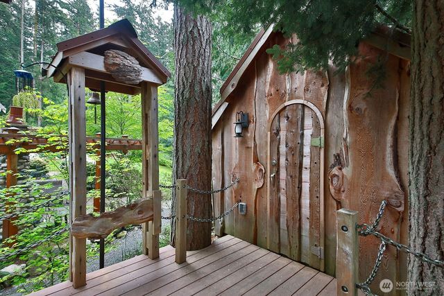 1899 Beverly Beach Road, Freeland, WA 98249