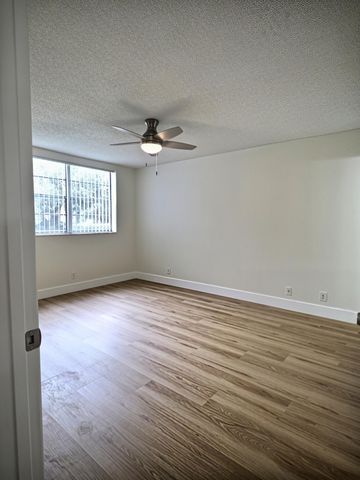 2845 SW 22ND Avenue 106, Delray Beach, FL 33445