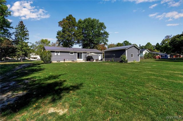 1757 Saint Charles Place, Marilla, NY 14102