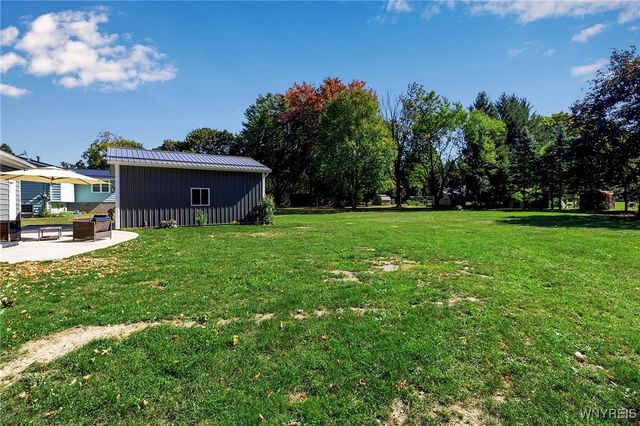 1757 Saint Charles Place, Marilla, NY 14102