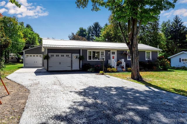 1757 Saint Charles Place, Marilla, NY 14102