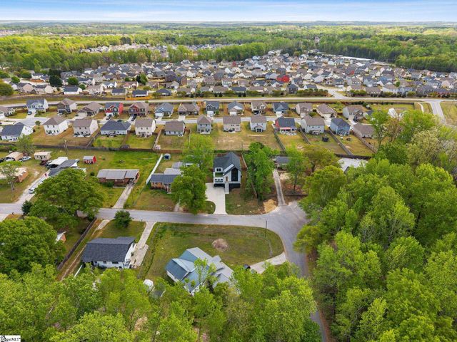 209 Redmond Drive, Fountain Inn, SC 29644