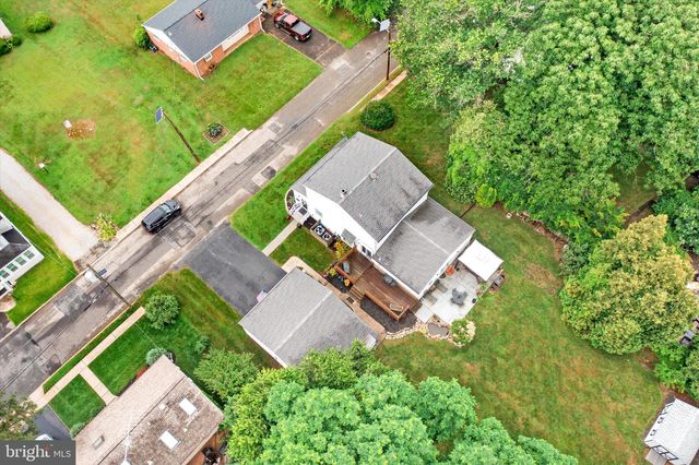 140 GRANDVIEW AVE, Hamilton, NJ 08620