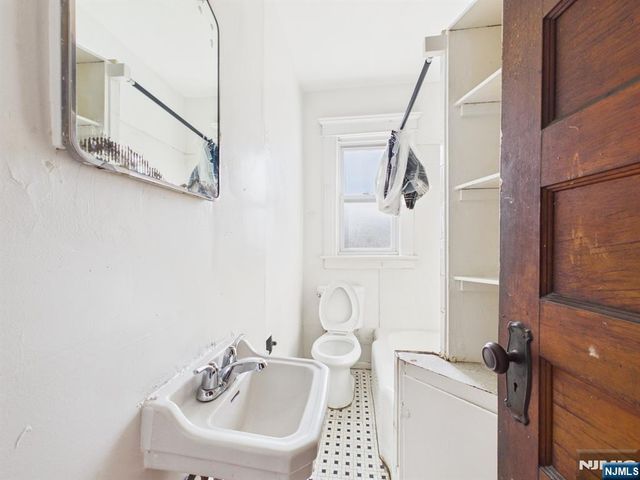 139 Fairview, Prospect Park, NJ 07508