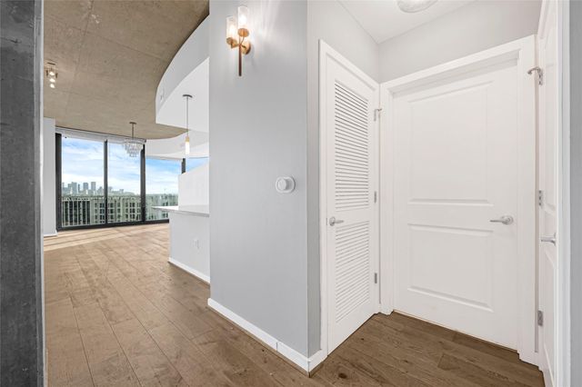 5925 Almeda Road 10815, Houston, TX 77004