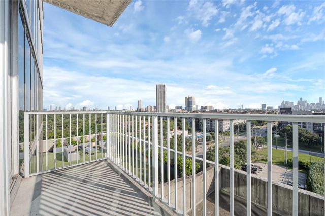 5925 Almeda Road 10815, Houston, TX 77004