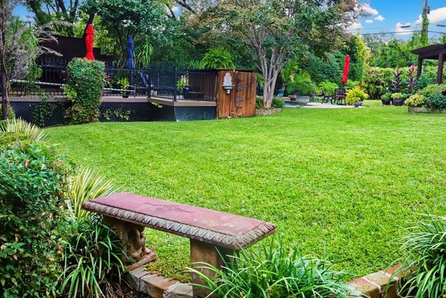 3720 Cripple Creek Court, Bedford, TX 76021