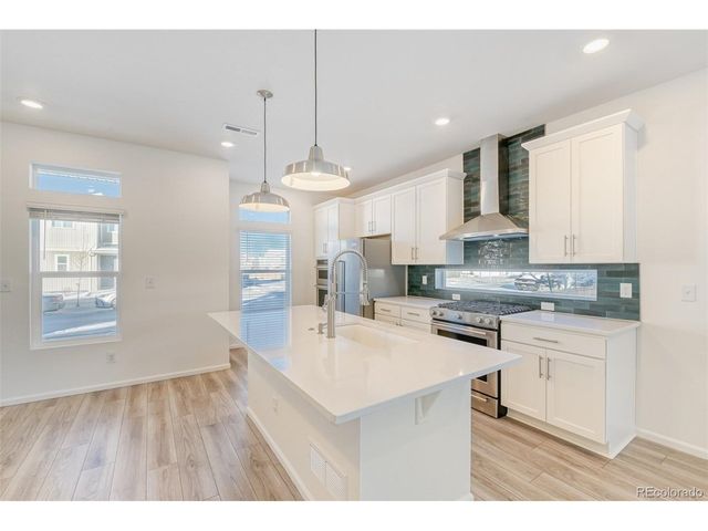 10196 Worchester St, Commerce City, CO 80022