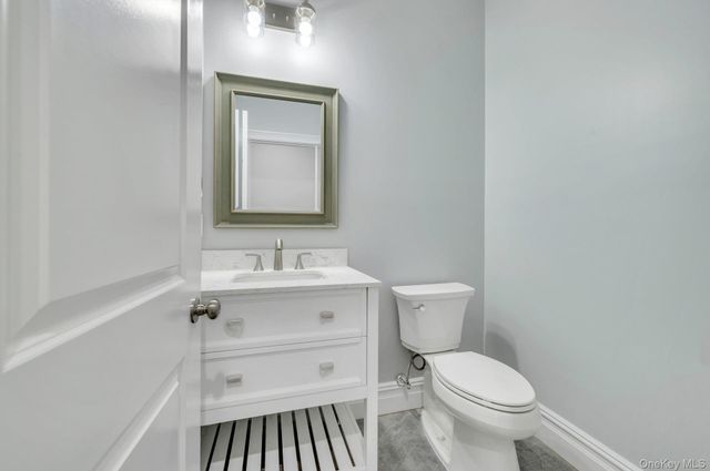 155 Pennsylvania Lot 2 Avenue, Medford, NY 11763