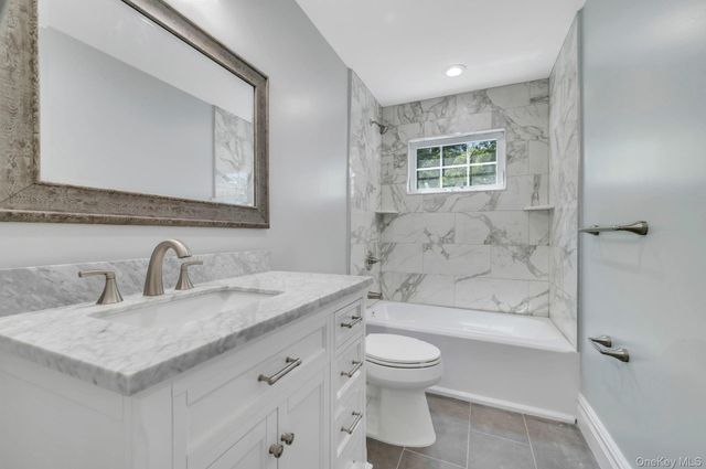 155 Pennsylvania Lot 2 Avenue, Medford, NY 11763