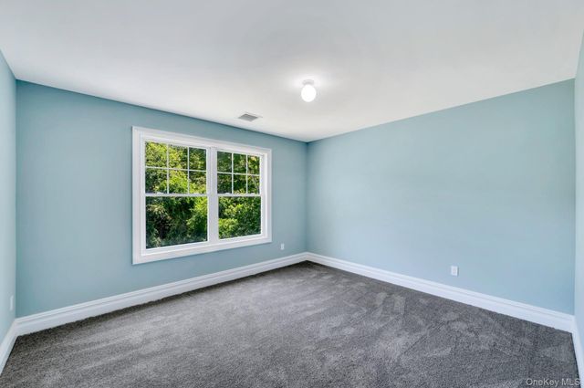 155 Pennsylvania Lot 2 Avenue, Medford, NY 11763