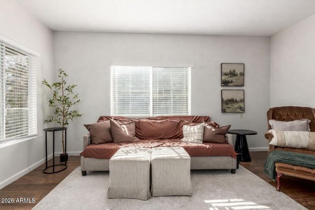 7401 W ARROWHEAD CLUBHOUSE Drive 2079, Glendale, AZ 85308