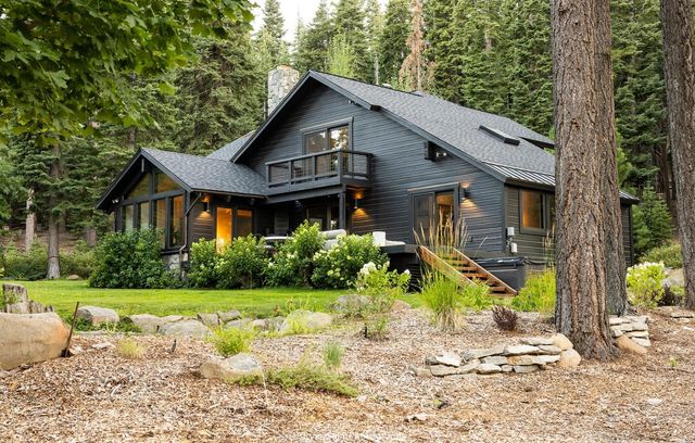 10534 Actinolite Way, Truckee, CA 96161