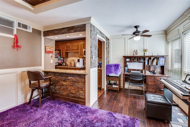 4347 Dickason Avenue 116, Dallas, TX 75219