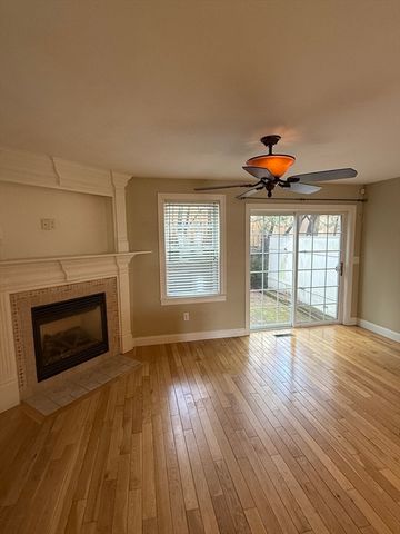 34 Johnson St 1, Worcester, MA 01604