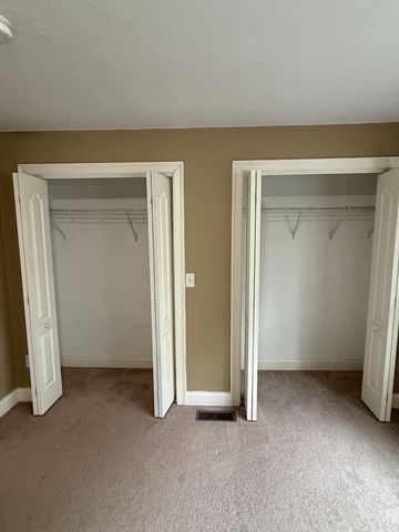 34 Johnson St 1, Worcester, MA 01604