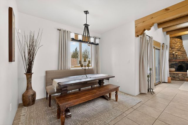 93 Bosquecillo, Santa Fe, NM 87508