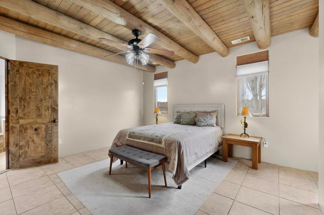 93 Bosquecillo, Santa Fe, NM 87508