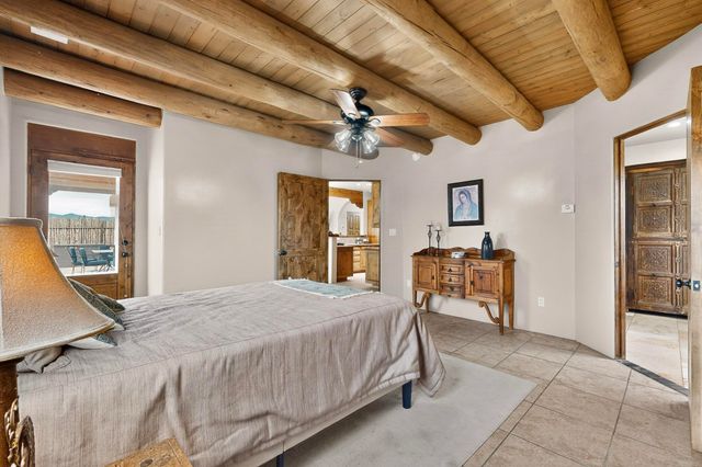 93 Bosquecillo, Santa Fe, NM 87508
