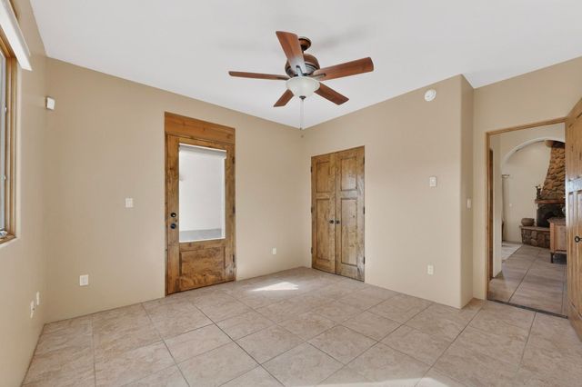 93 Bosquecillo, Santa Fe, NM 87508