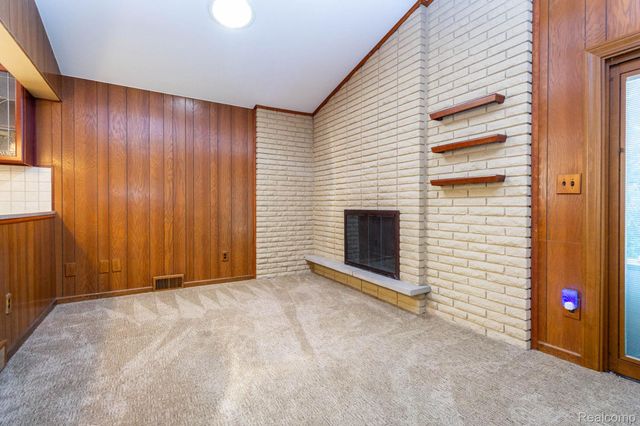13332 Martin Road, Warren, MI 48088