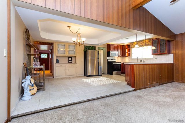13332 Martin Road, Warren, MI 48088