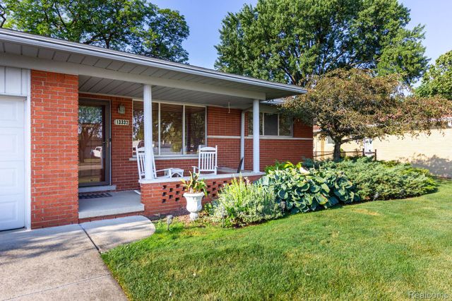 13332 Martin Road, Warren, MI 48088