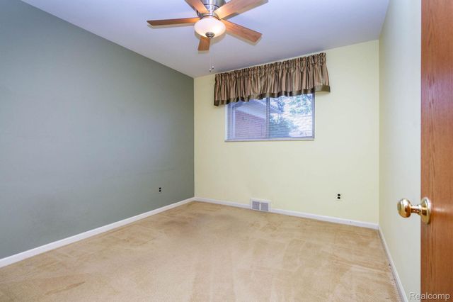 13332 Martin Road, Warren, MI 48088