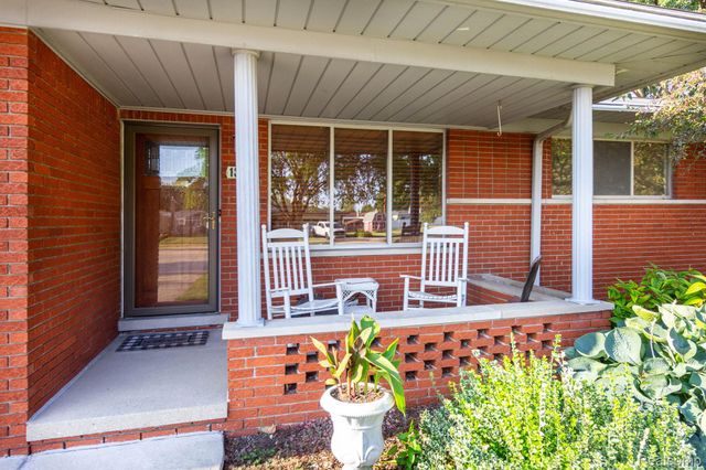 13332 Martin Road, Warren, MI 48088
