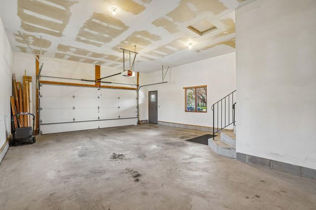 8912 Vincent Place, Bloomington, MN 55431