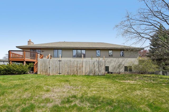 8912 Vincent Place, Bloomington, MN 55431