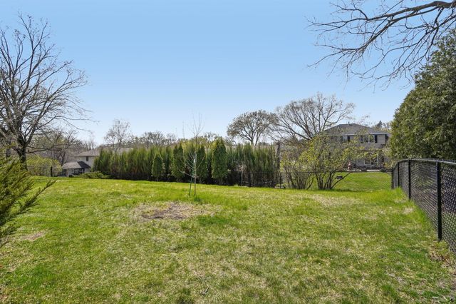 8912 Vincent Place, Bloomington, MN 55431