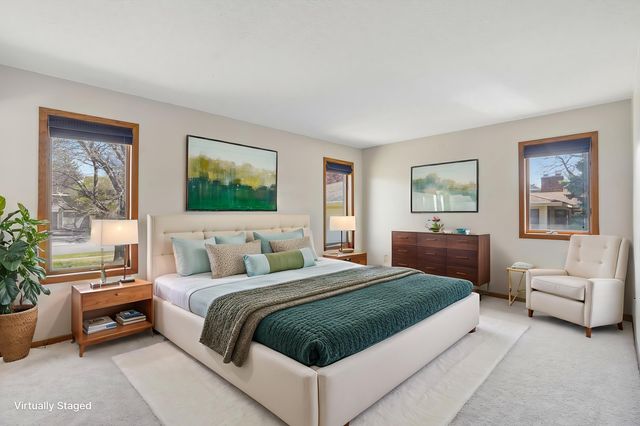 8912 Vincent Place, Bloomington, MN 55431