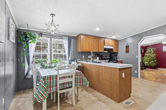 9205 S Harrodsburg Road, Bloomington, IN 47403