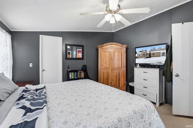 9205 S Harrodsburg Road, Bloomington, IN 47403