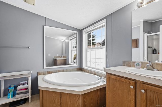 9205 S Harrodsburg Road, Bloomington, IN 47403