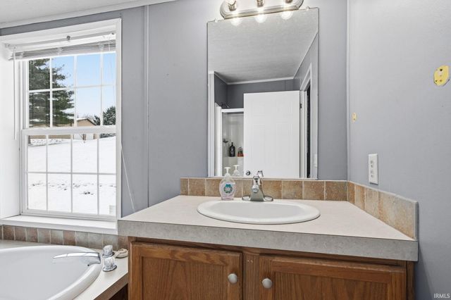 9205 S Harrodsburg Road, Bloomington, IN 47403